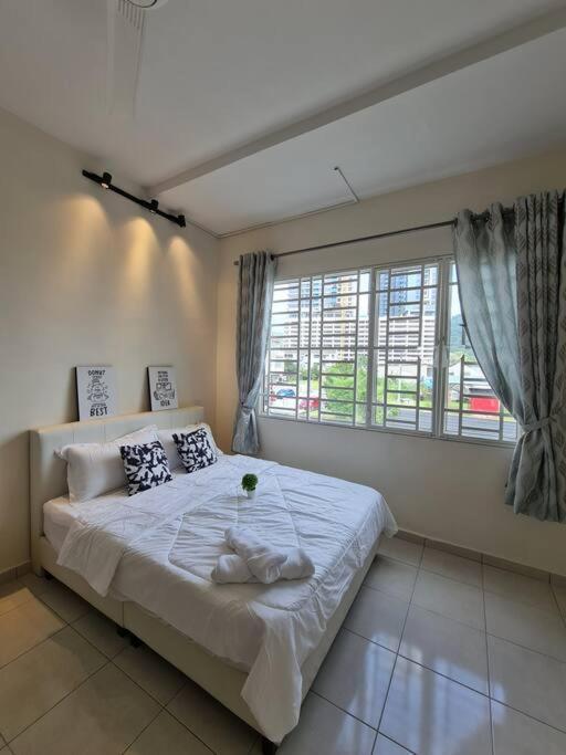 3Storey House 13Pax Family Suite Bayan Lepas Exteriér fotografie