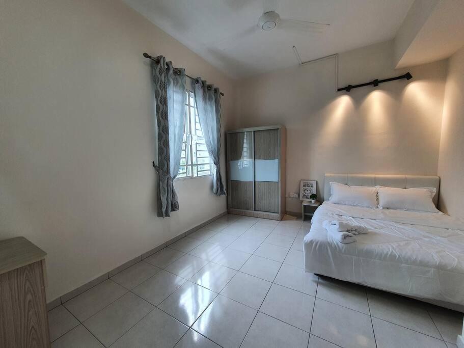 3Storey House 13Pax Family Suite Bayan Lepas Exteriér fotografie